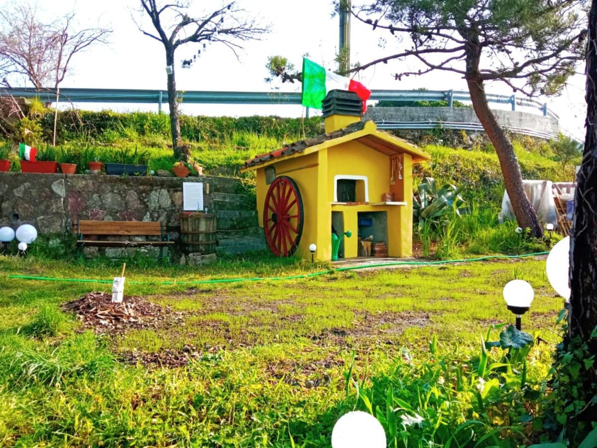 La Ginestra B&B Fosdinovo Εξωτερικό φωτογραφία