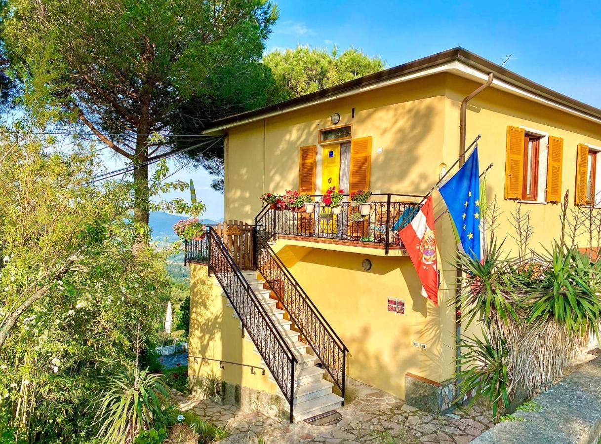 La Ginestra B&B Fosdinovo Εξωτερικό φωτογραφία
